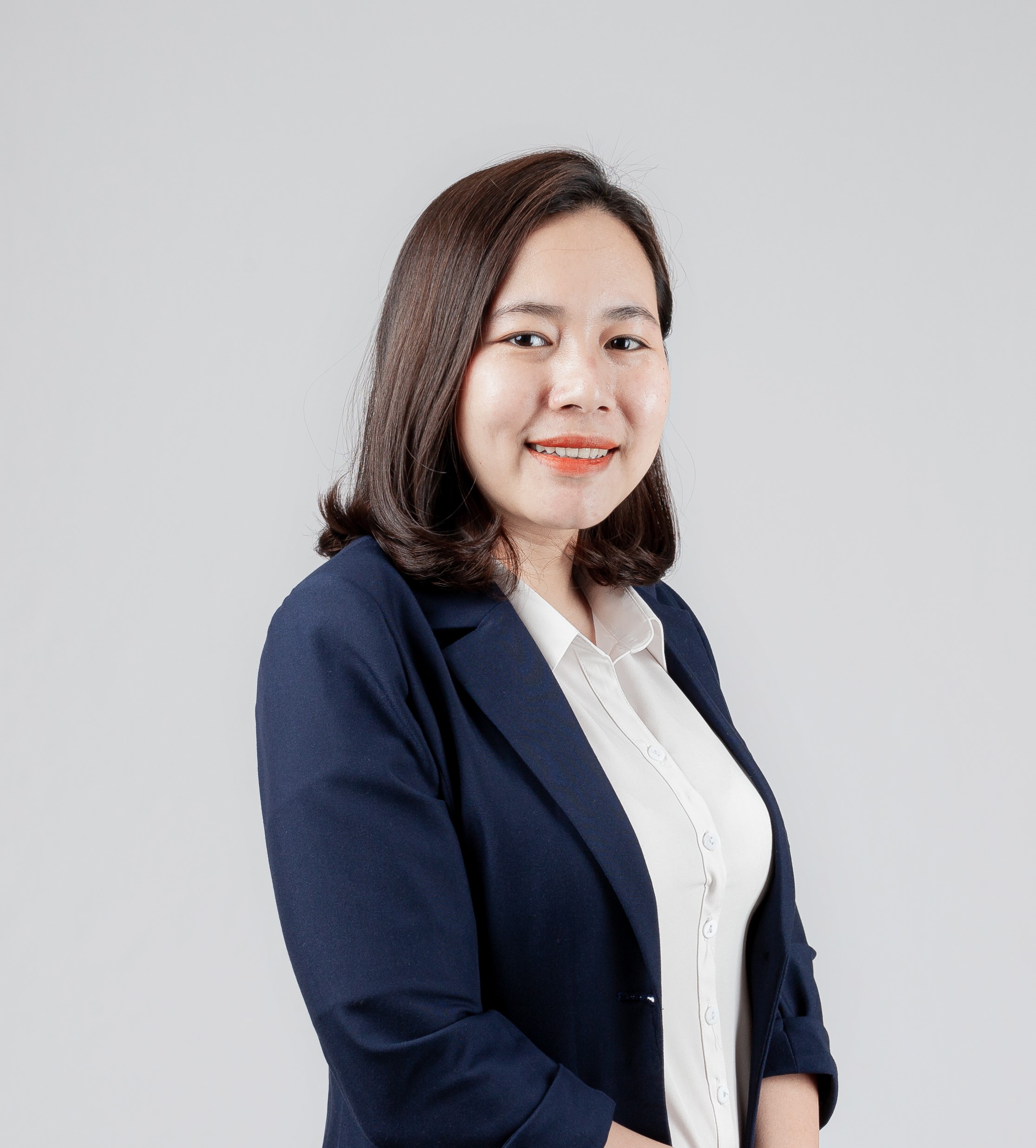 Ms. Le Phuong Anh (Anna)